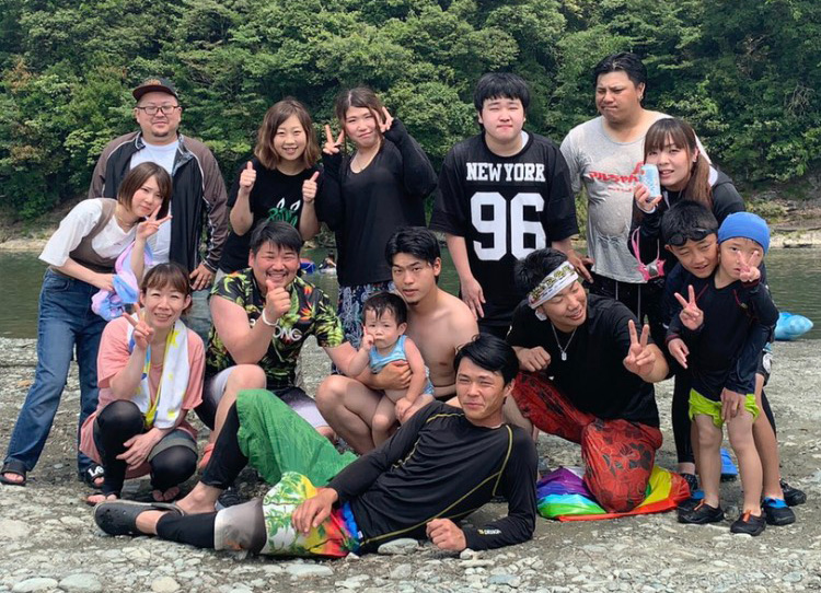 スタッフ集合写真